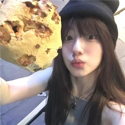 演员龟冈拓次 海报
